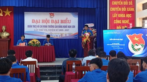 Khai mạc.jpg