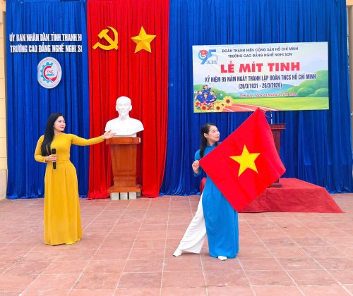 H&Aacute;T CỜ.jpg