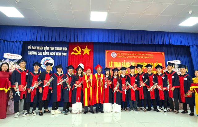 LỄ TRAO BẰNG TỐT NGHIỆP CAO ĐẲNG KHÓA 7 (2023–2026): DẤU MỐC TRƯỞNG THÀNH – KHỞI ĐẦU HÀNH TRÌNH MỚI