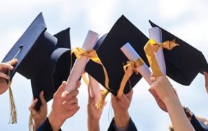 Quyết định công nhận tốt nghiệp và cấp bằng Trung cấp nghề May thời trang, niên khóa 2019 -2021